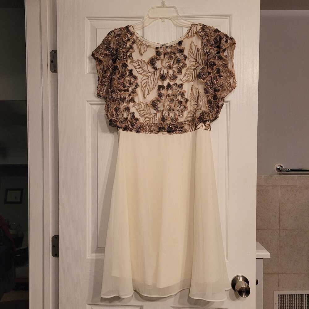Rose gold / Ivory floral sequined dress